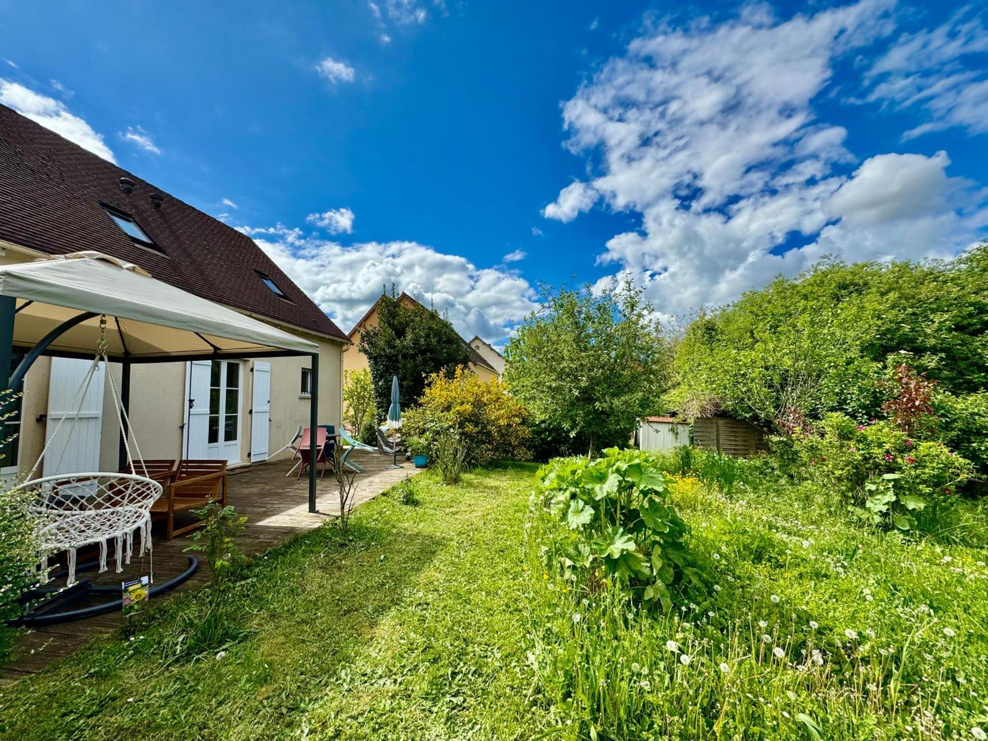 La Mandragora - Maison Avec Jardin Et Poele A Bois Vernon  Bagian luar foto